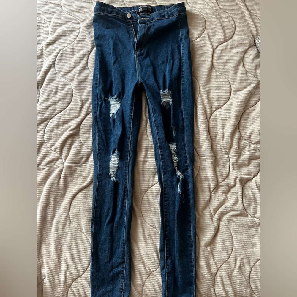 High waisted jeans